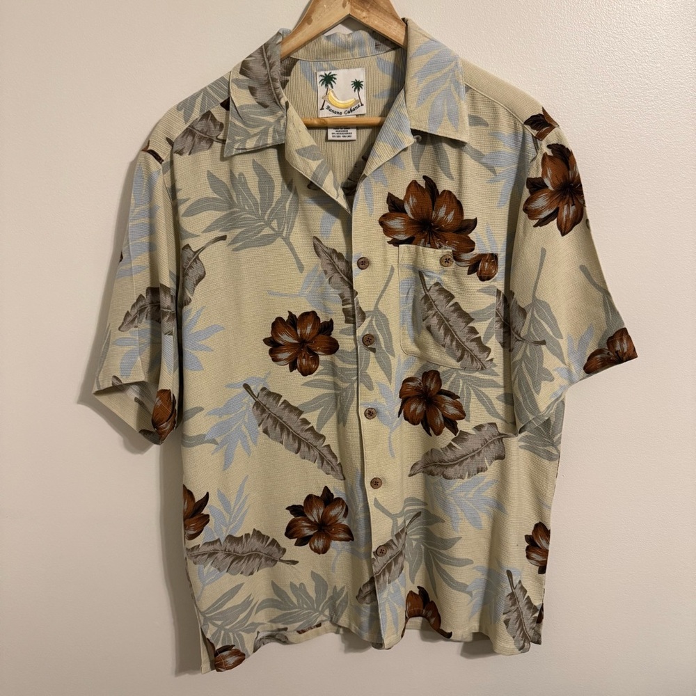 Banana Cabana Vintage Men’s Hawaiian Casual Button Down 100% Silk Shirt Size M